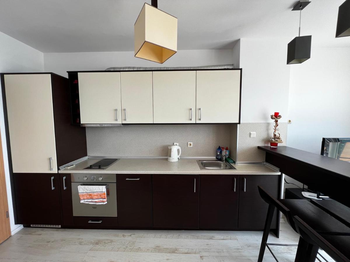 רבדה Modern Beachfront Apartment With Pool מראה חיצוני תמונה